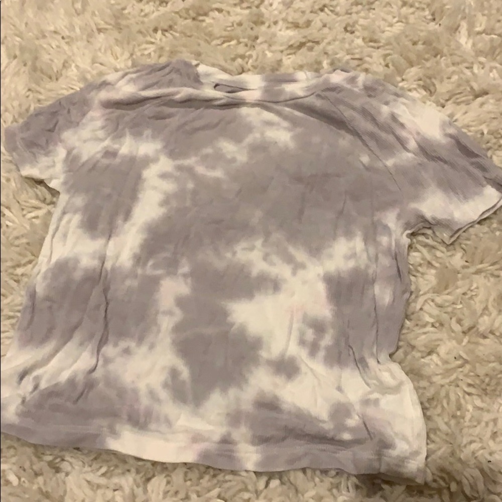 AEO white and grey tie dye soft tee